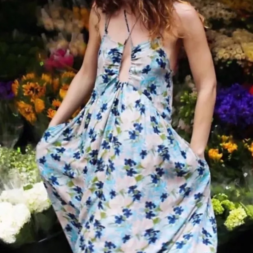 NWOT Free People Long Blue Floral Mulberry Maxi Dress with Keyhole XS Z217-6 - Picture 3 of 9